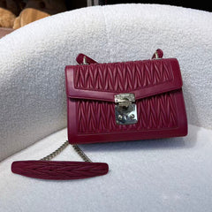 Miu Miu Matelasse Tote Bag(red)